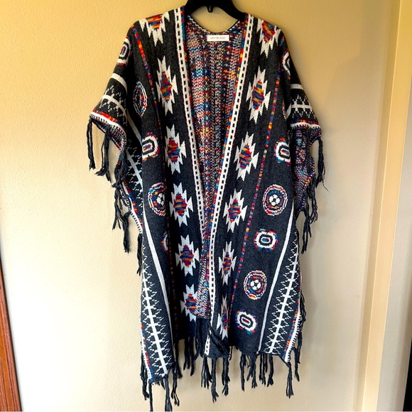 Hipster Row Fringe Cardigan - One Size - Picture 14 of 14